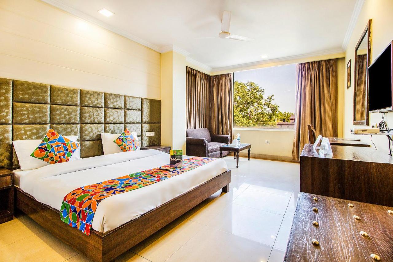 Fabhotel Aaykay Model Town Amritsar Exterior foto