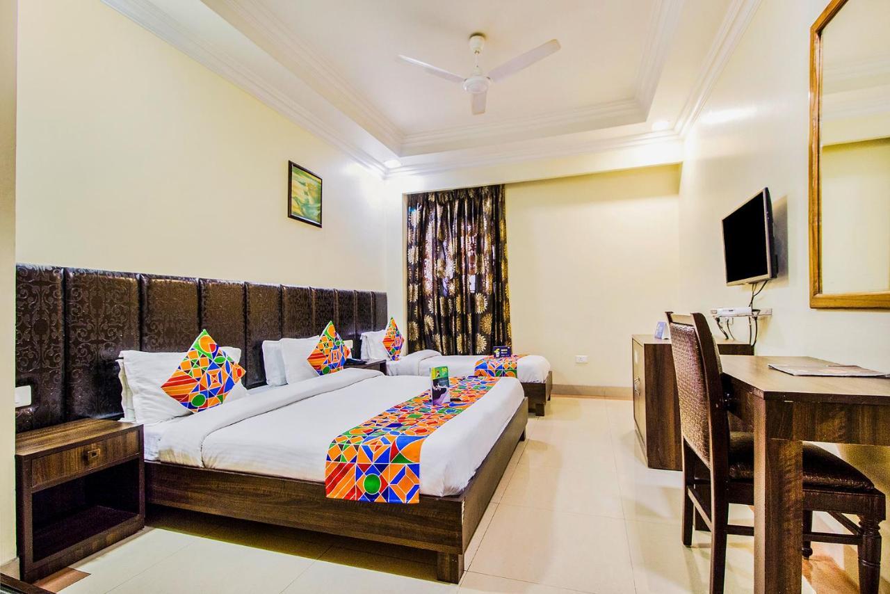 Fabhotel Aaykay Model Town Amritsar Exterior foto
