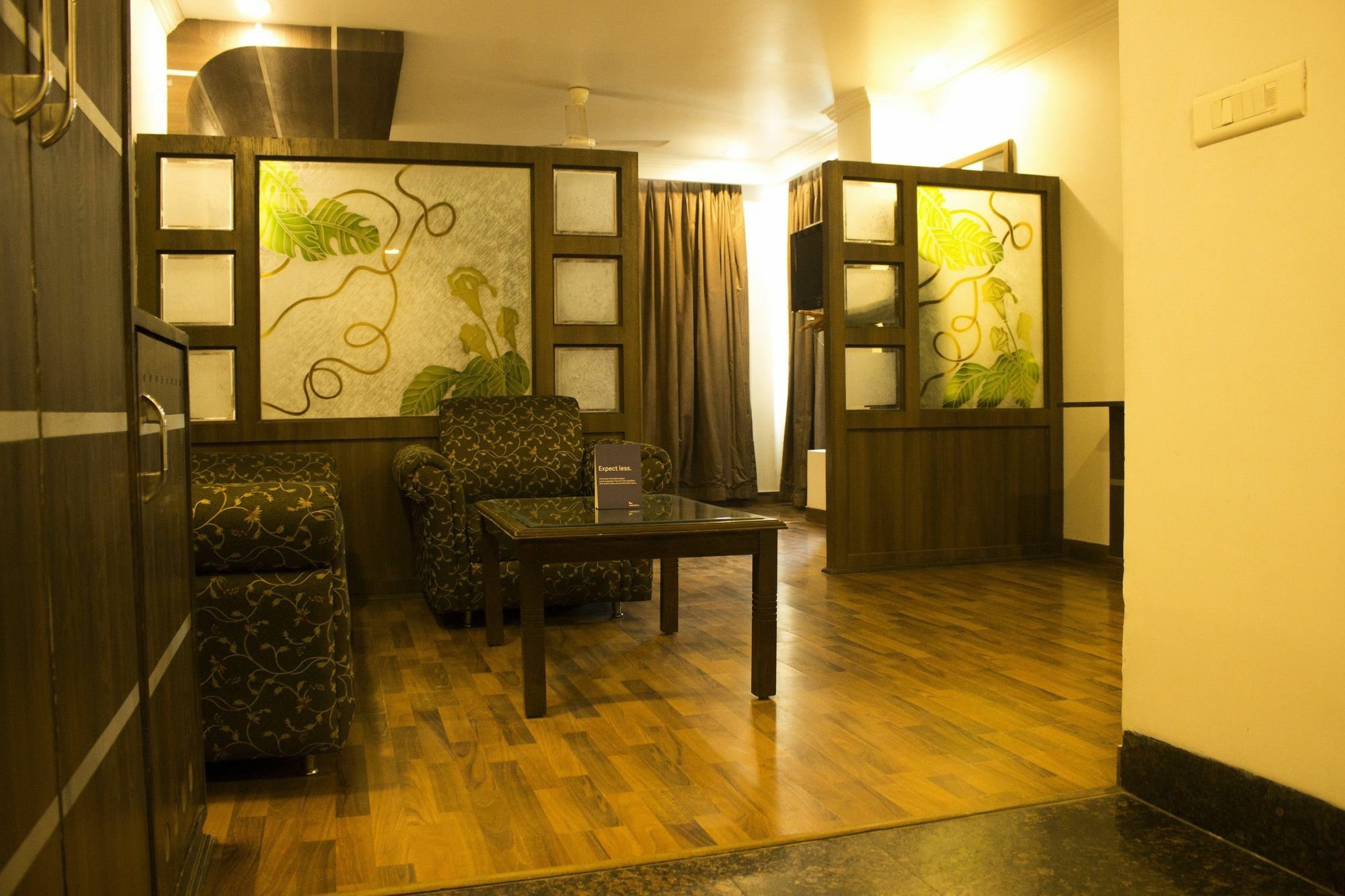 Fabhotel Aaykay Model Town Amritsar Exterior foto
